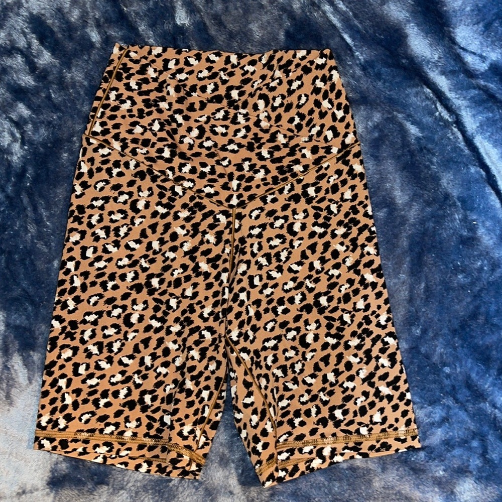 Aerie | OFFLINE | Real Me Crossover | Bike Shorts | Cheetah Leopard | size M